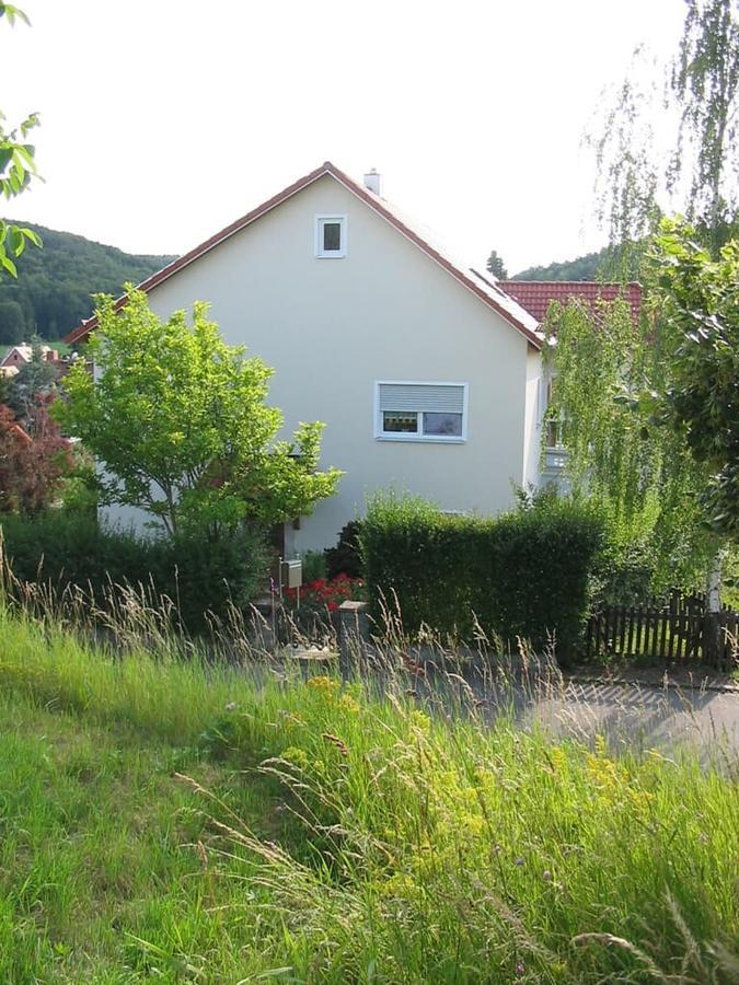 Ferienwohnung Im Gruenen Illschwang المظهر الخارجي الصورة